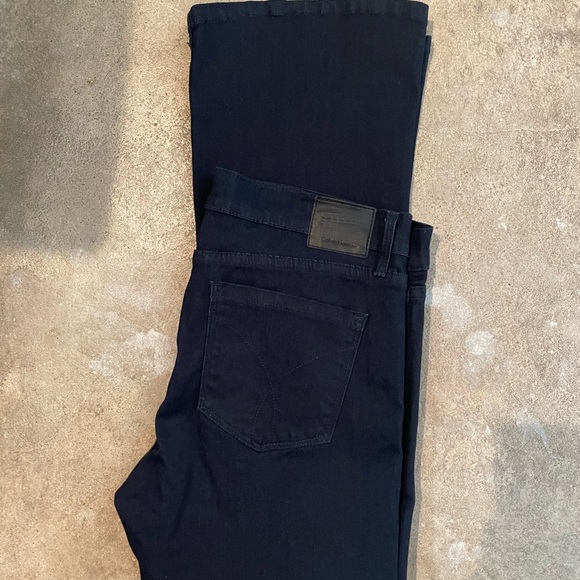 NWT Calvin Klein Rckr Kick Jeans Size 30/10 - Picture 3 of 5